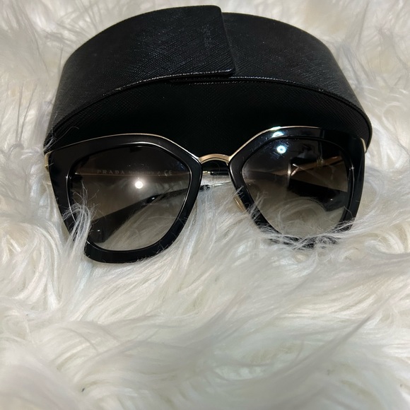 Prada Cinema Authentic Sunglasses with case - Picture 4 of 8